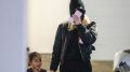 khloe-kardashian-spotted-with-true,-3,-in-1st-photos-since…