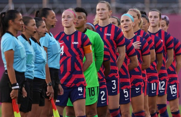 U.s. Women's Players And U.s. Soccer Settle Equal Pay Lawsuit